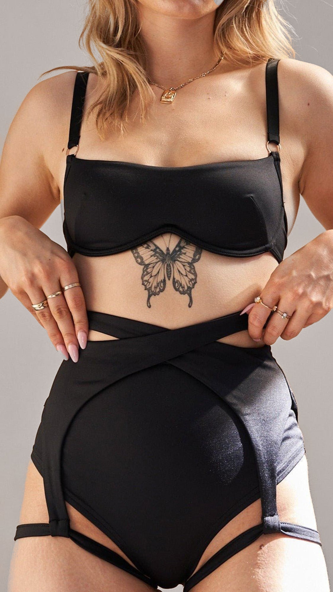 Iris High Waist Bottoms - Black