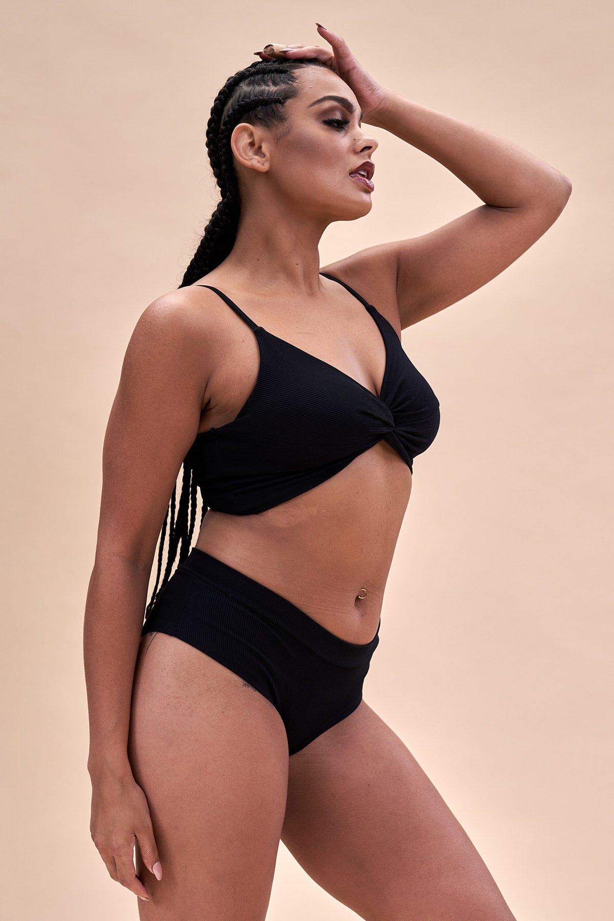 Low Waist Basic Ribbed Shorts - Black